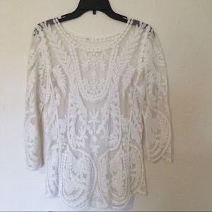 🚛 MOVING SALE 🚛 Lace Top